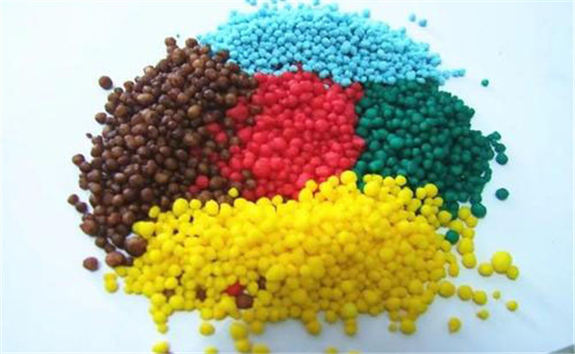 常用氮肥的成分、性質(zhì)和施用要點(diǎn)