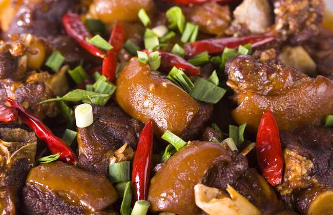 羊肉的營養(yǎng)價(jià)值與功效 羊的功效與作用