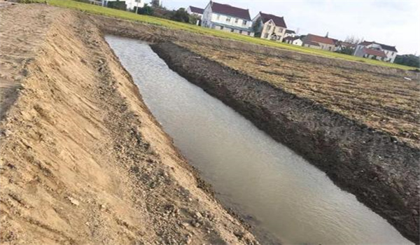 開挖圍溝、蝦坑