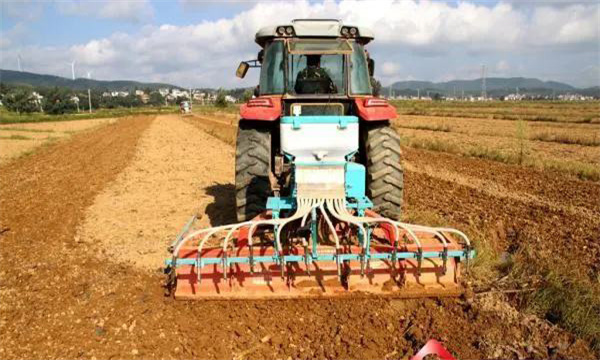 種肥深施機械化技術(shù)的農(nóng)藝要求